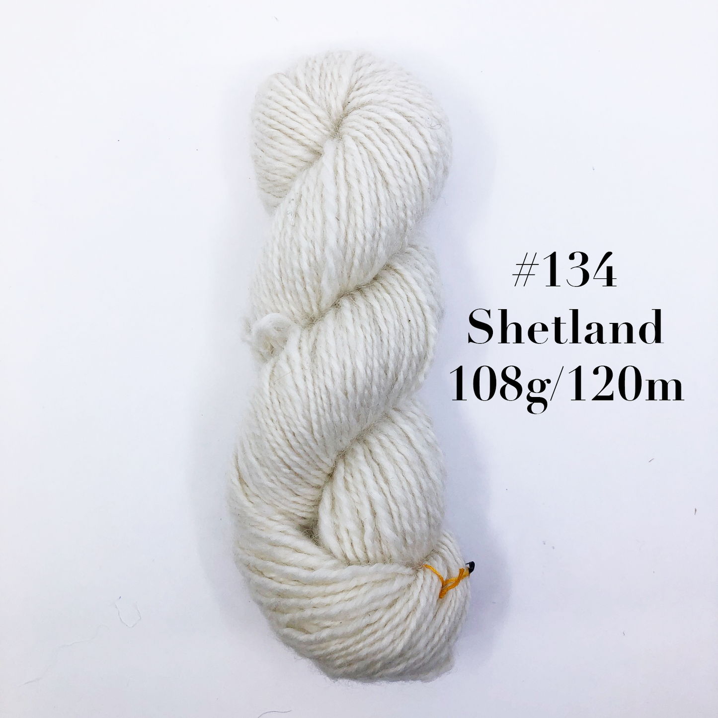 Hand-spun wool by Le Mouton Polaire