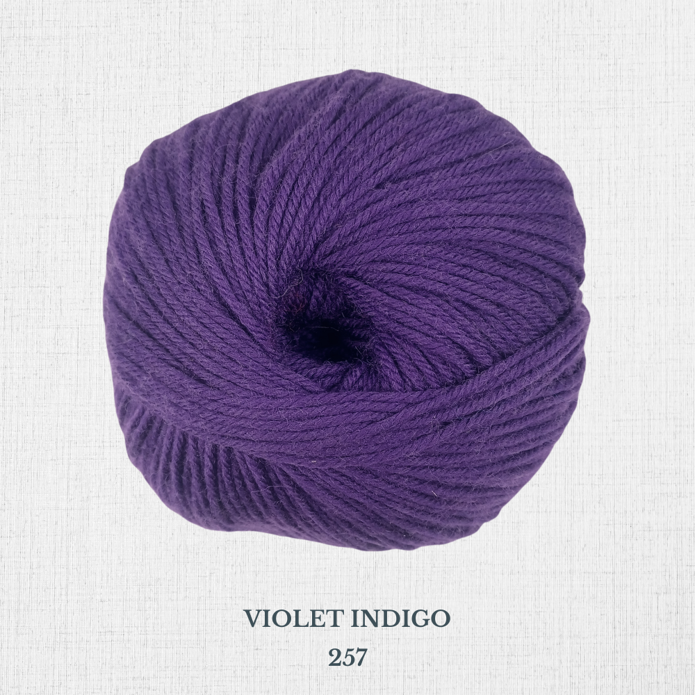 220 Superwash by Cascade 