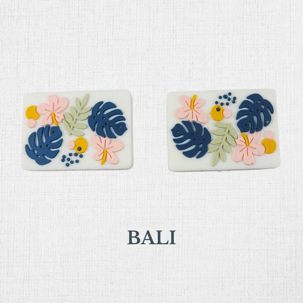 Protective tips for needles