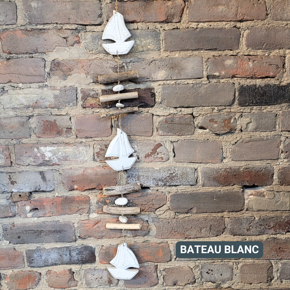 Wooden garland - BALI