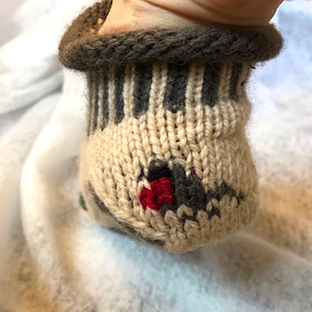 The Knitted House - "A Winter's Night Dream" Slipper Pattern 