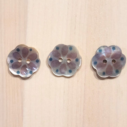 Precious Mother-of-Pearl Buttons - Flowers 