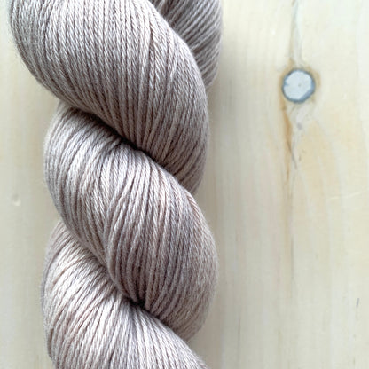 Leona, mohair/silk, lace, hand dyed, skein of 50 g/400 m